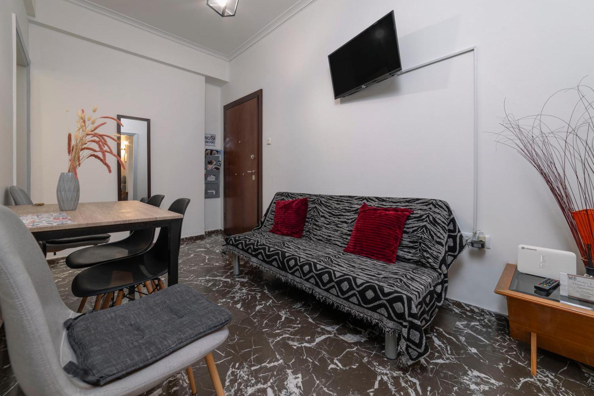Local Urban Living 2Bd Apartment In Athens Ngoại thất bức ảnh