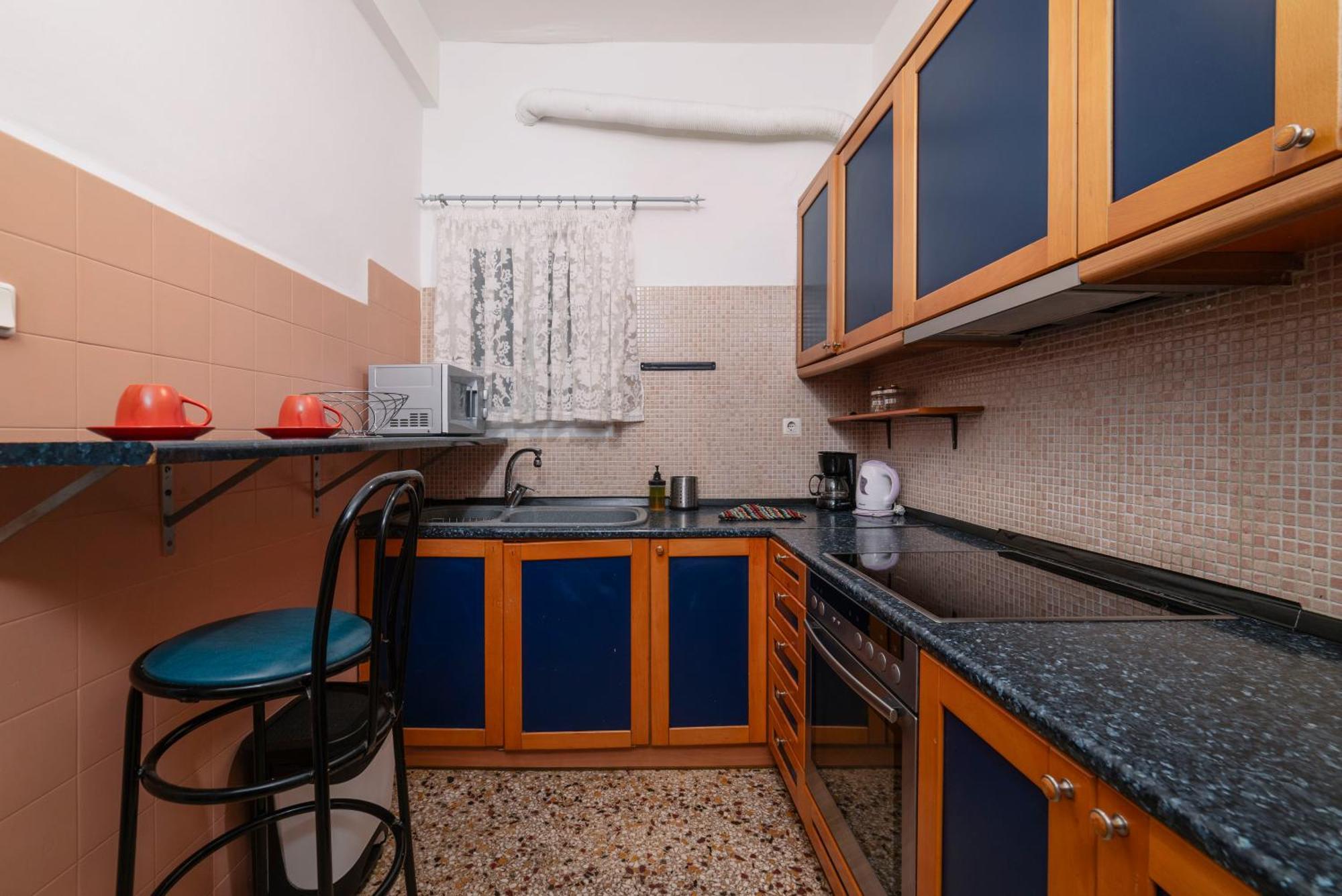 Local Urban Living 2Bd Apartment In Athens Ngoại thất bức ảnh