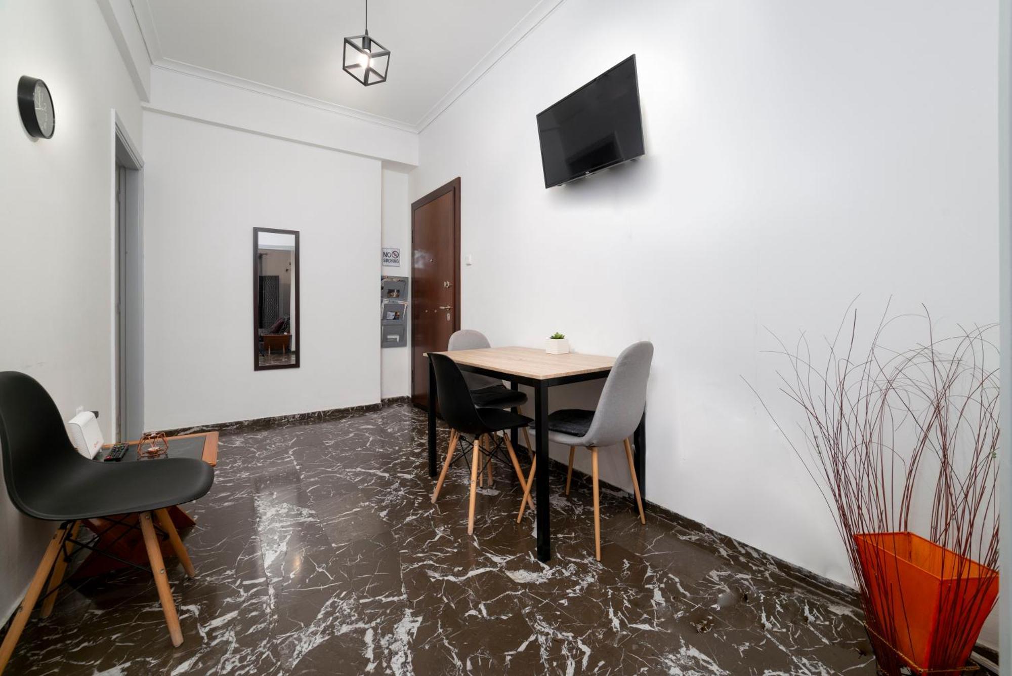 Local Urban Living 2Bd Apartment In Athens Ngoại thất bức ảnh